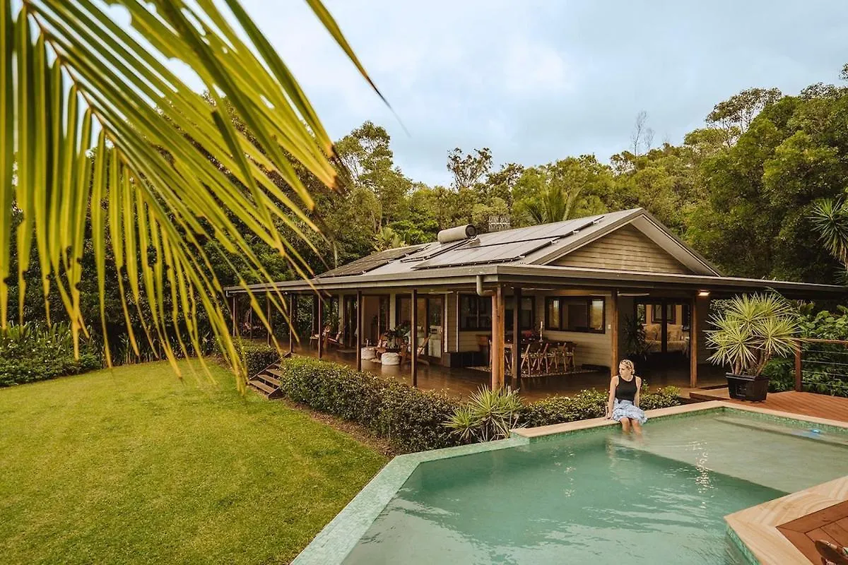 Alamanda Cottage Port Douglas W Ocean Views & Pool Craiglie