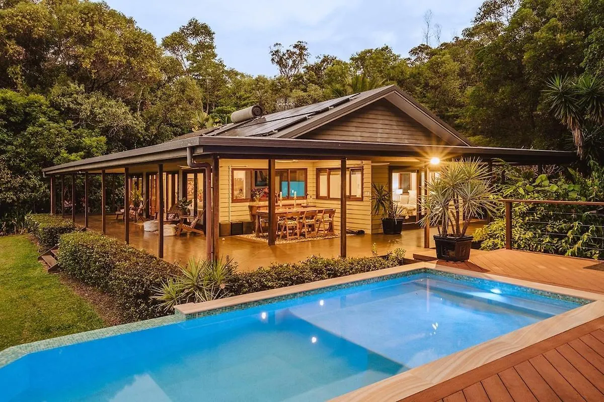 Alamanda Cottage Port Douglas W Ocean Views & Pool Craiglie