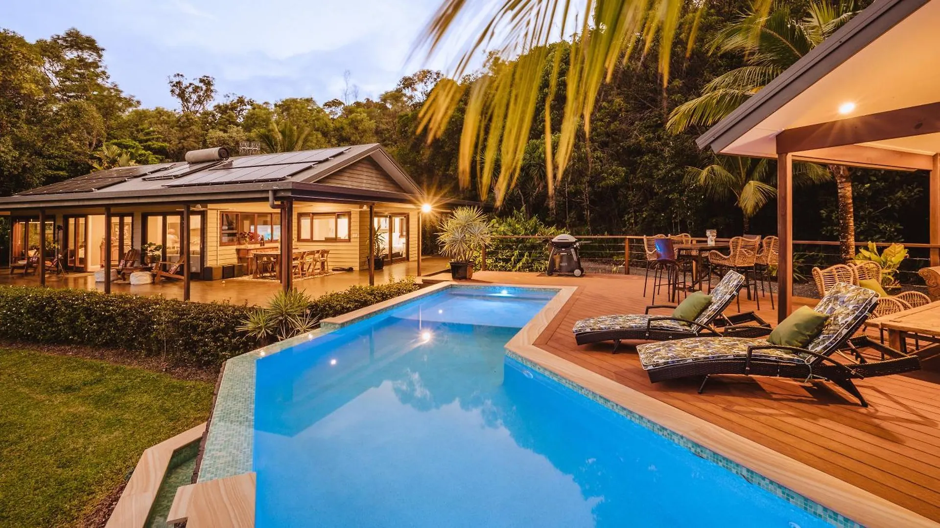 Port Douglas Alamanda Estate W Ocean Views & Pool Craiglie 0*,