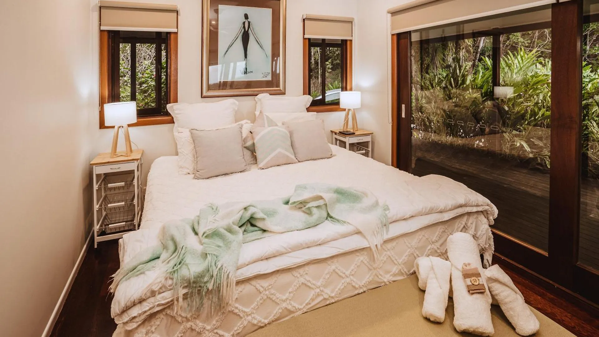 Port Douglas Alamanda Estate W Ocean Views & Pool Craiglie